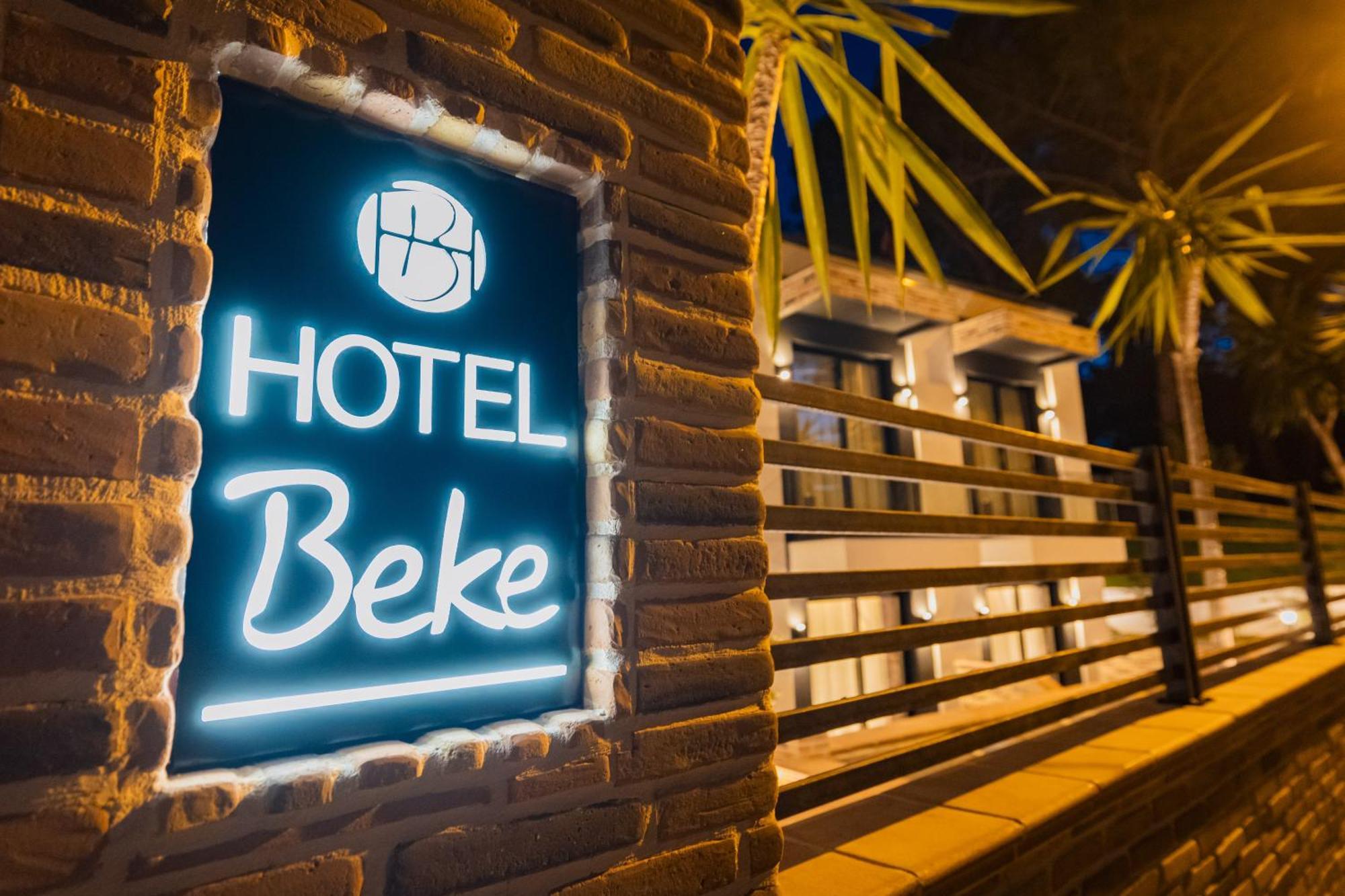 Hotel Beke فلورا المظهر الخارجي الصورة
