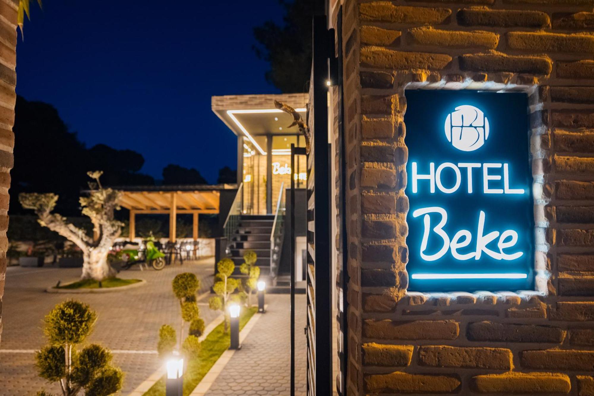 Hotel Beke فلورا المظهر الخارجي الصورة